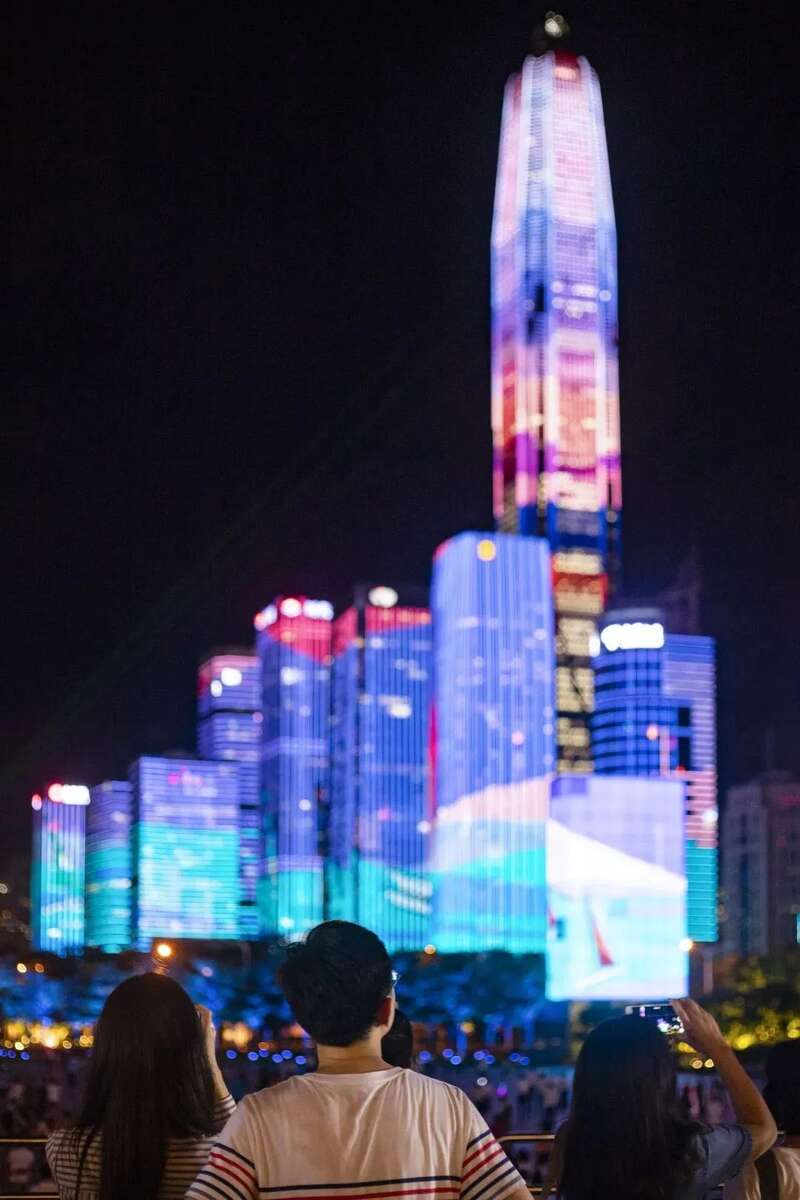 深圳动辄上千万的房子，究竟是谁在买？其中有靠工资就买得起的打工人吗