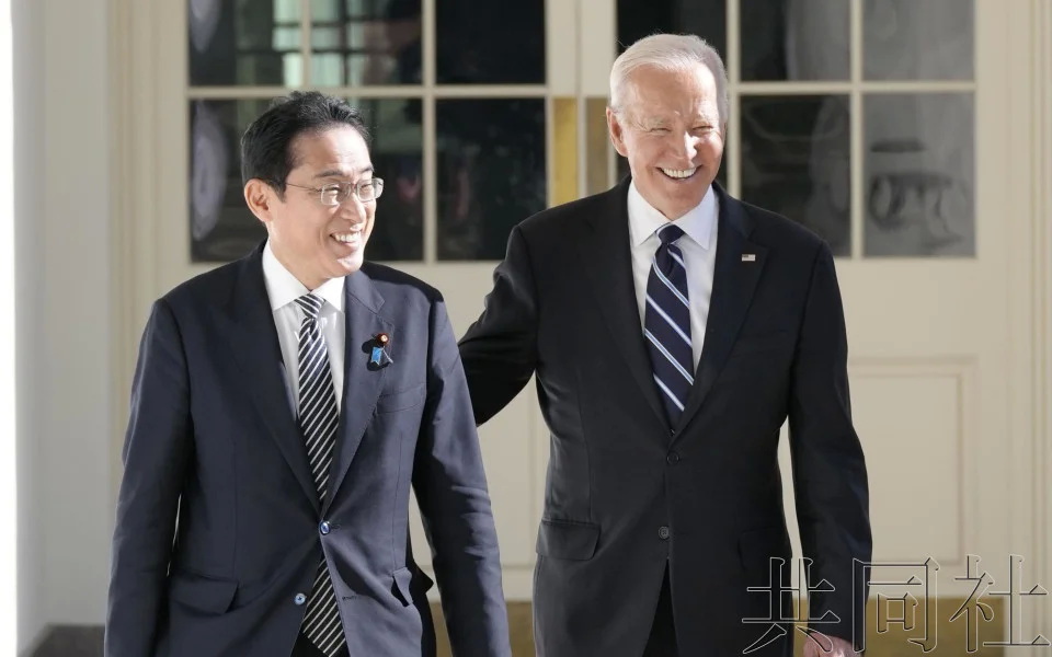 去年1月，拜登在白宫会见岸田文雄